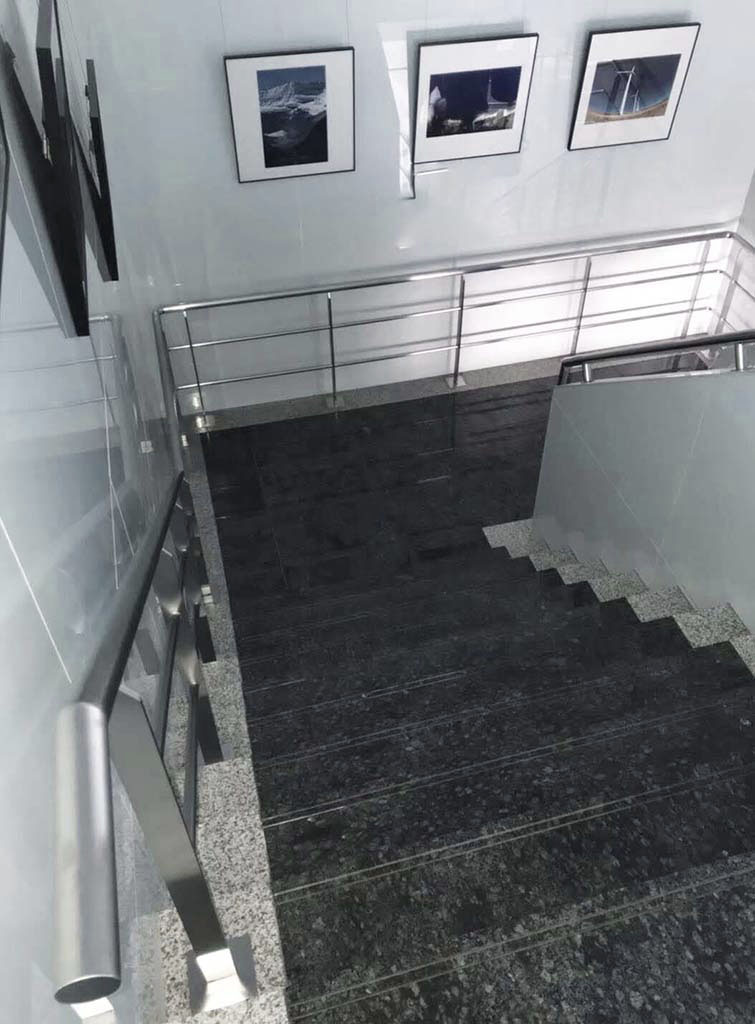 屋内用階段手摺