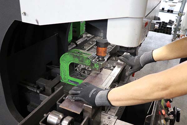 金属金物制作過程