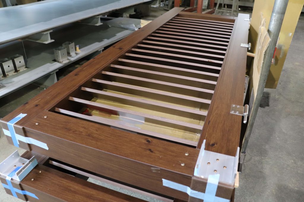 鉄柵・鉄格子・タラップ